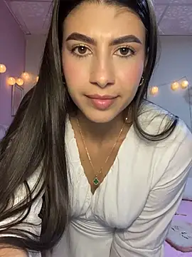 Snapshot of Lenapink19 chatting on November 25, 3:40 am Lenapink19 online show from November 25, 3:40 am