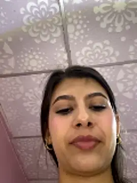 Snapshot of Lenapink19 chatting on November 18, 10:45 pm Lenapink19 online show from November 18, 10:45 pm