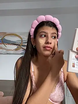 Snapshot of Lenapink19 chatting on October 21, 9:25 pm Lenapink19 online show from October 21, 9:25 pm