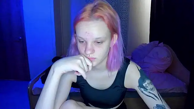 Snapshot of Elieiza_xo chatting on February 13, 9:09 am Elieiza xo online show from February 13, 9:09 am