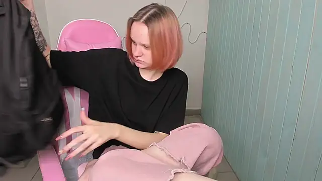 Snapshot of Elieiza_xo chatting on October 14, 8:59 am Elieiza xo online show from October 14, 8:59 am