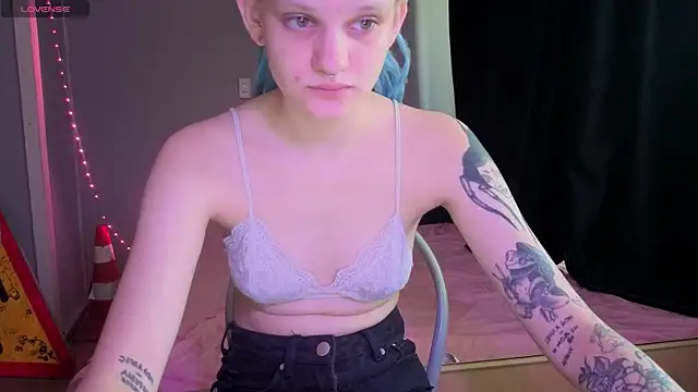 Snapshot of Elieiza_xo chatting on July 10, 9:09 am Elieiza xo online show from July 10, 9:09 am