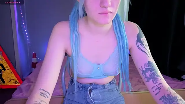 Snapshot of Elieiza_xo chatting on July 16, 9:06 am Elieiza xo online show from July 16, 9:06 am