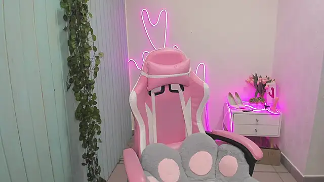 Snapshot of Elieiza_xo chatting on November 12, 2:48 am Elieiza xo online show from November 12, 2:48 am