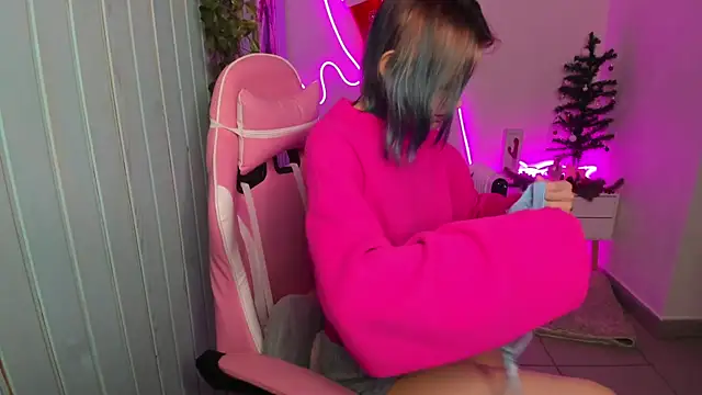 Snapshot of Elieiza_xo chatting on January 8, 9:37 am Elieiza xo online show from January 8, 9:37 am