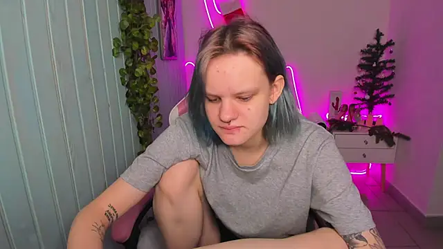 Snapshot of Elieiza_xo chatting on December 15, 9:15 am Elieiza xo online show from December 15, 9:15 am