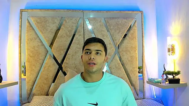 Snapshot of jayd_muscle chatting on November 21, 5:28 am jayd muscle online show from November 21, 5:28 am