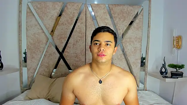 Snapshot of jayd_muscle chatting on October 29, 5:39 am jayd muscle online show from October 29, 5:39 am