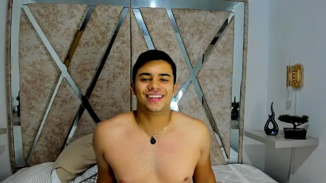 Snapshot of jayd_muscle chatting on October 25, 5:28 am jayd muscle online show from October 25, 5:28 am