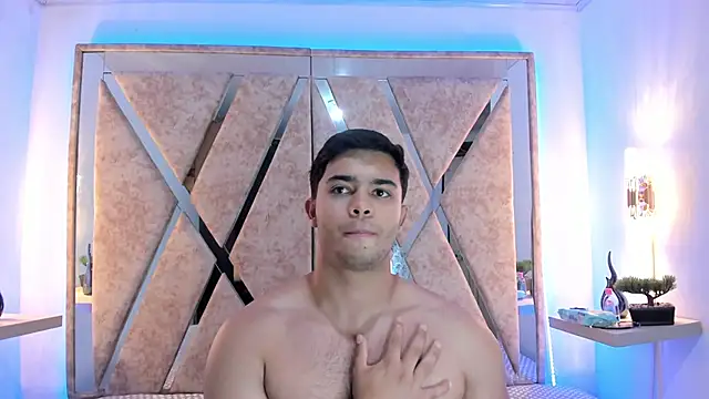 Snapshot of jayd_muscle chatting on November 27, 4:35 am jayd muscle online show from November 27, 4:35 am