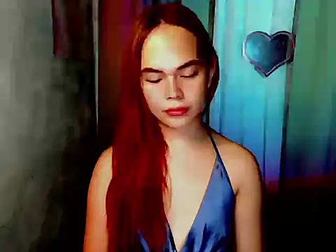 Snapshot of sweetsassyxx chatting on October 24, 4:00 am sweetsassyxx online show from October 24, 4:00 am