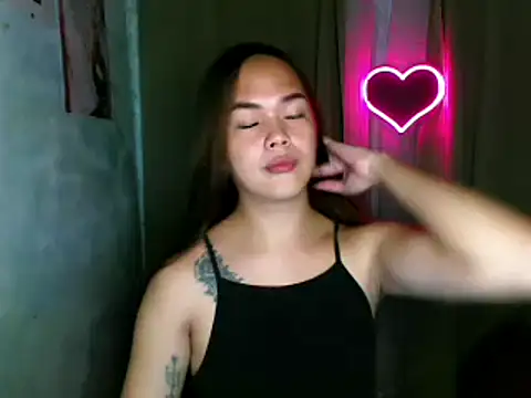 sweetsassyxx online show from April 15, 3:34 am