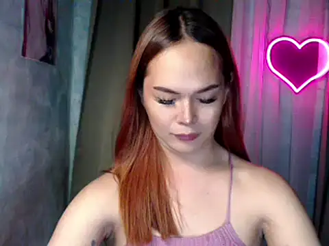 Snapshot of sweetsassyxx chatting on December 4, 5:45 pm sweetsassyxx online show from December 4, 5:45 pm