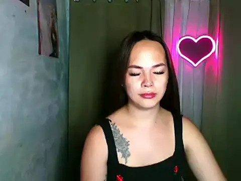 sweetsassyxx online show from April 2, 1:46 am