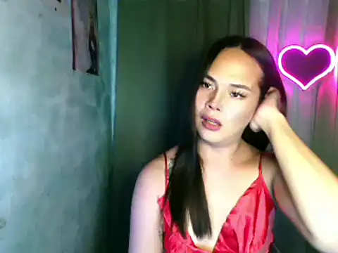 Snapshot of sweetsassyxx chatting on April 21, 6:14 pm sweetsassyxx online show from April 21, 6:14 pm