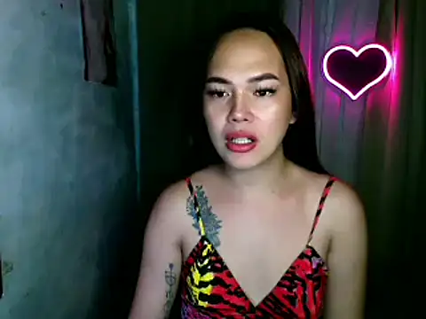 sweetsassyxx online show from February 12, 11:48 pm