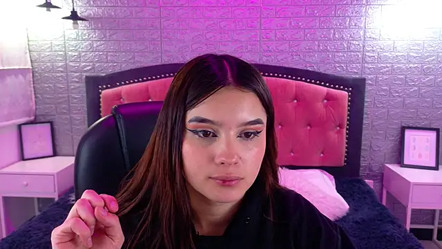 Snapshot of Natalie_loffreda chatting on September 11, 2:55 am Natalie loffreda online show from September 11, 2:55 am