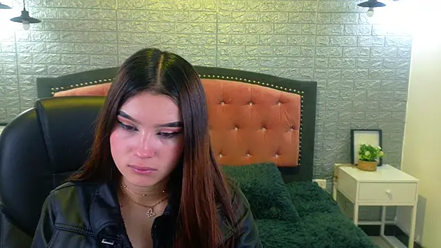 Natalie loffreda online show from October 25, 7:47 pm