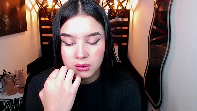 Natalie loffreda online show from April 14, 7:52 pm