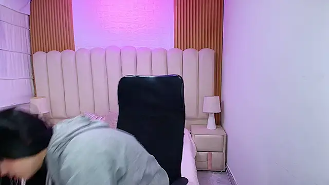 Natalie loffreda online show from March 21, 12:31 pm