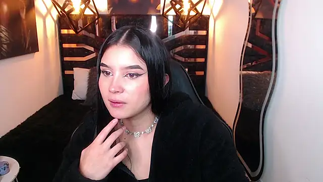 Natalie loffreda online show from April 11, 8:01 pm