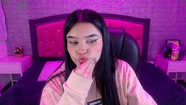 Natalie loffreda online show from February 9, 3:26 am