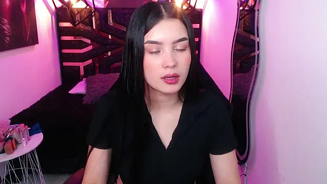 Natalie loffreda online show from April 27, 8:18 pm
