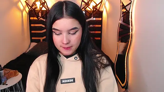 Natalie loffreda online show from March 27, 7:59 pm