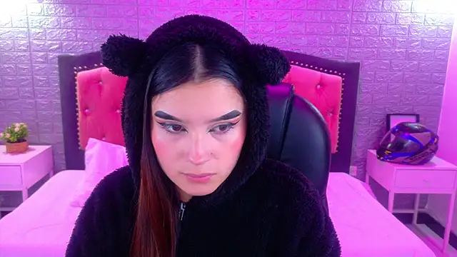 Natalie loffreda online show from January 9, 3:02 am