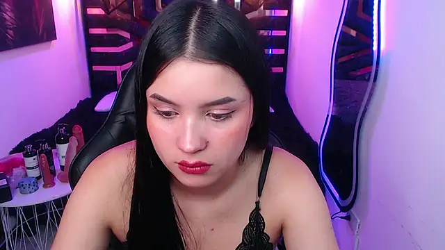 Natalie loffreda online show from May 15, 12:08 am