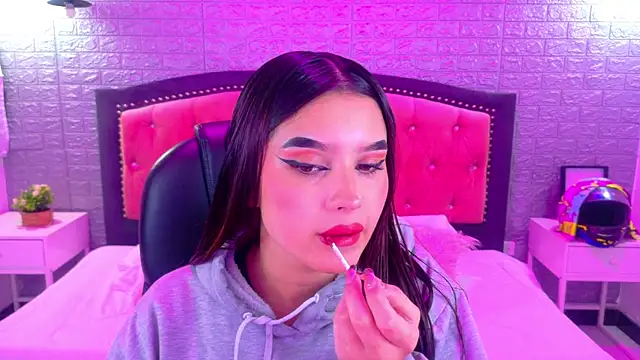 Natalie loffreda online show from January 8, 3:34 am