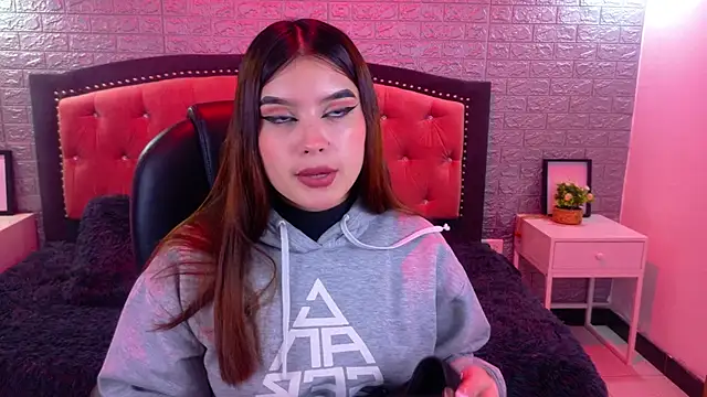 Natalie loffreda online show from October 30, 3:49 am