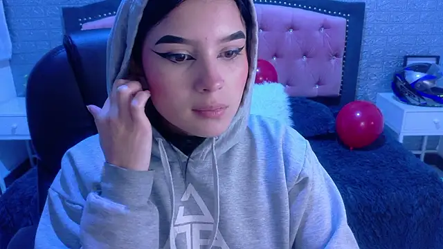 Natalie loffreda online show from February 17, 3:15 am