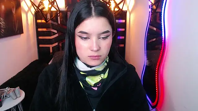 Natalie loffreda online show from April 20, 7:59 pm