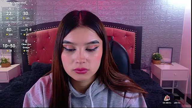 Natalie loffreda online show from November 17, 3:10 am