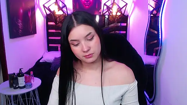 Natalie loffreda online show from May 16, 7:46 pm