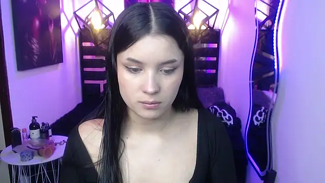 Natalie loffreda online show from May 28, 7:53 pm