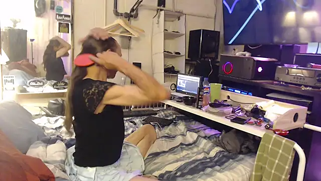 Puff0169 online show from June 10, 3:30 am