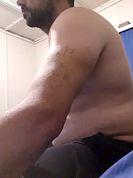 Lekewarmele online show from November 11, 6:58 pm