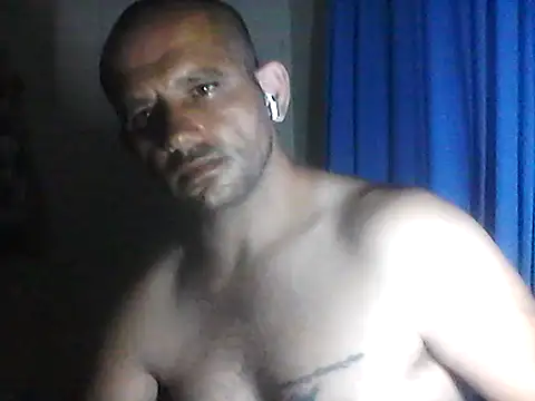 Snapshot of Lekewarmele chatting on April 5, 8:37 pm Lekewarmele online show from April 5, 8:37 pm