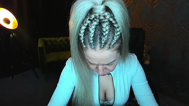 Anna Snows online show from April 28, 5:12 am