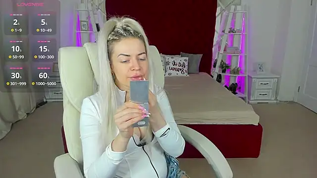 Anna Snows online show from May 3, 5:34 am