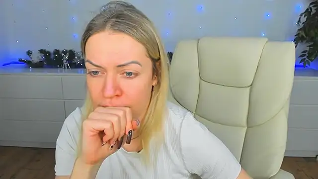 Snapshot of Anna_Snows chatting on December 15, 7:09 pm Anna Snows online show from December 15, 7:09 pm