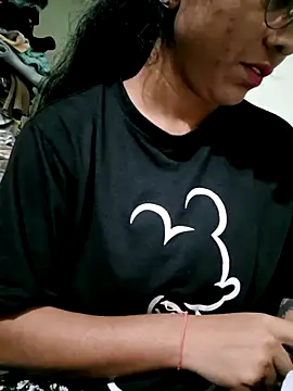 Snapshot of Telugu___Sexygirl___Naidu chatting on December 4, 4:55 am Telugu Sexygirl Naidu online show from December 4, 4:55 am