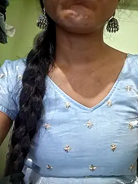 Snapshot of Telugu___Sexygirl___Naidu chatting on May 6, 5:11 am Telugu Sexygirl Naidu online show from May 6, 5:11 am