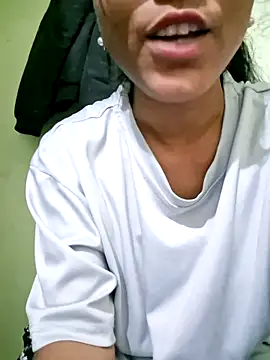 Snapshot of Telugu___Sexygirl___Naidu chatting on October 29, 5:50 am Telugu   Sexygirl   Naidu online show from October 29, 5:50 am