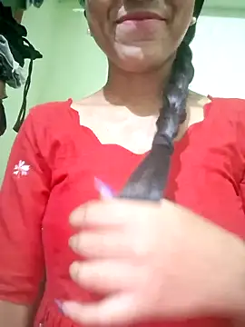 Snapshot of Telugu___Sexygirl___Naidu chatting on June 8, 11:55 am Telugu Sexygirl Naidu online show from June 8, 11:55 am