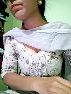 Snapshot of Telugu___Sexygirl___Naidu chatting on November 19, 4:56 am Telugu Sexygirl Naidu online show from November 19, 4:56 am