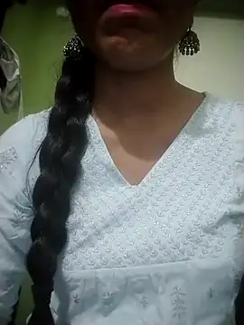 Snapshot of Telugu___Sexygirl___Naidu chatting on May 4, 4:27 am Telugu Sexygirl Naidu online show from May 4, 4:27 am