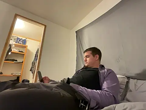 cumitted online show from February 21, 8:16 am